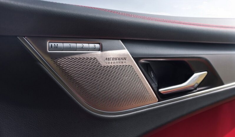 Jaguar F-Pace híbrido enchufable lleno