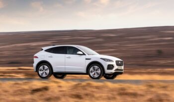 Jaguar E-Pace híbrido enchufable lleno
