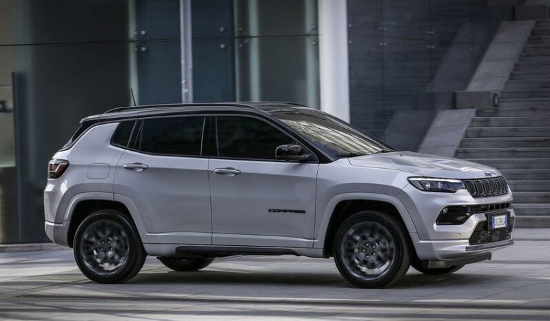 Jeep Compass 4xe lleno