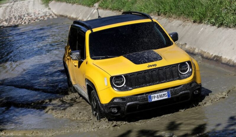 Jeep Renegade 4xe lleno