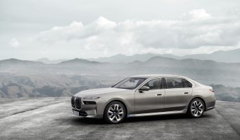 BMW i7 lleno