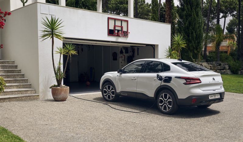 Citroën ë-C4 X lleno