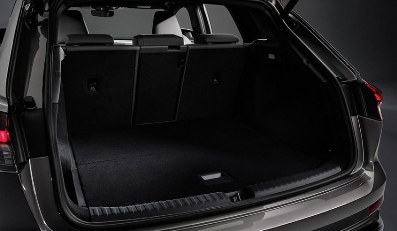 Audi Q4 e-tron 2024 lleno