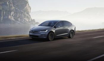 Tesla Model X lleno