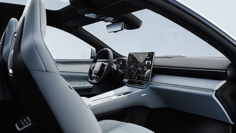 Polestar 4 lleno