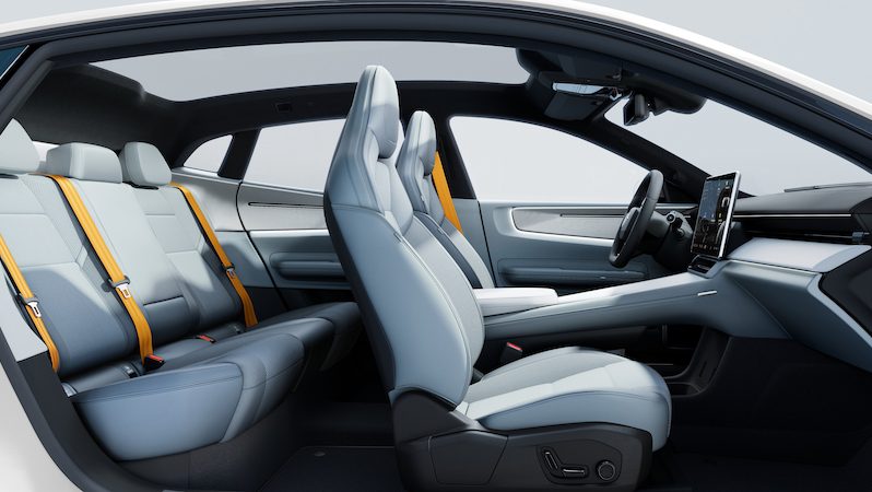 Polestar 4 lleno