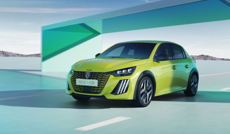 Peugeot E-208 lleno