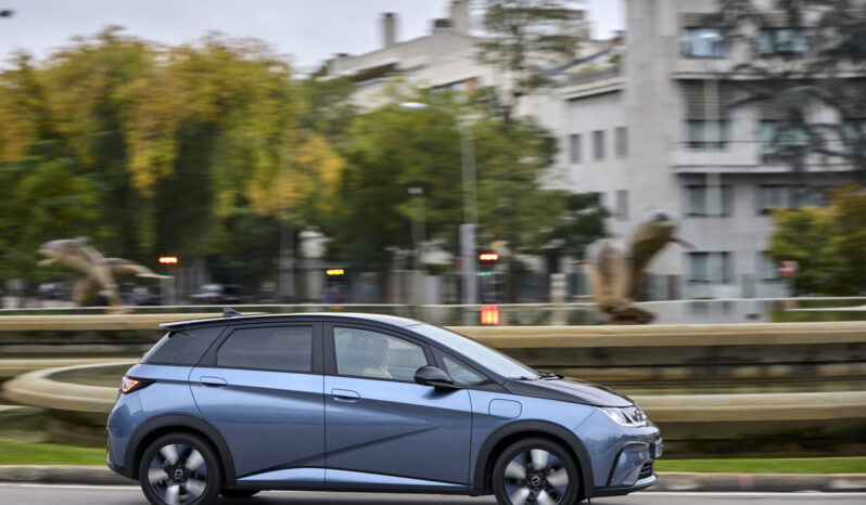 BYD Dolphin lleno