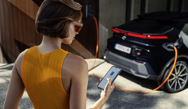 Toyota C-HR Plug-in lleno