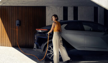 Toyota C-HR Plug-in lleno