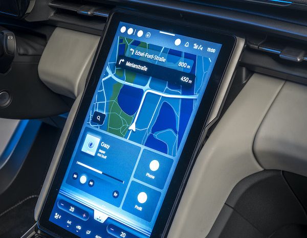 Ford Explorer Eléctrico lleno