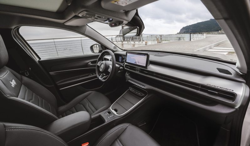 Jeep Avenger e-Hybrid lleno