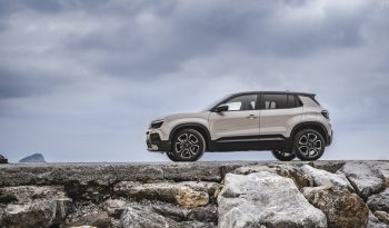 Jeep Avenger e-Hybrid lleno