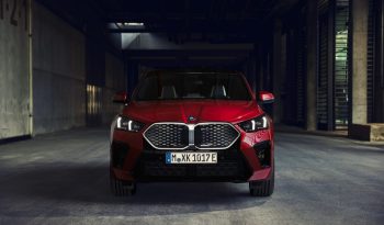 BMW iX2 lleno