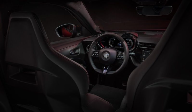 Alfa Romeo Junior lleno