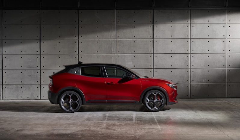 Alfa Romeo Junior lleno
