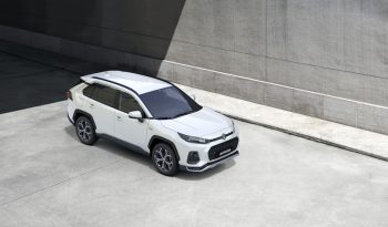 Suzuki Across lleno