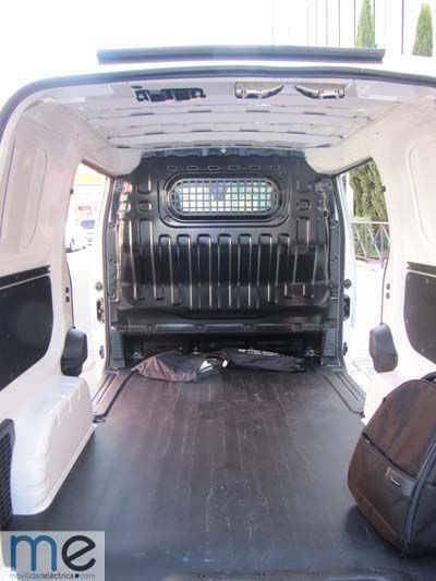 Compartimento de carga de la e-NV200