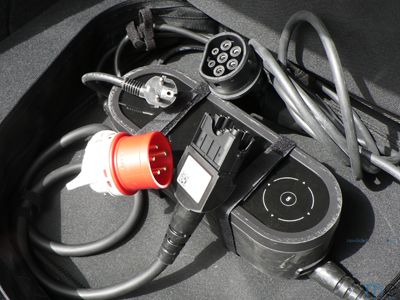 prueba a3 sportback e-tron - cables- 400