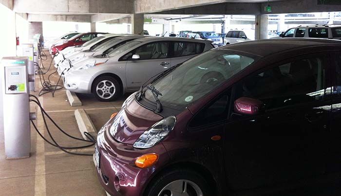 Acuerdo para el aumento de vehículos eléctricos en las flotas gubernamentales