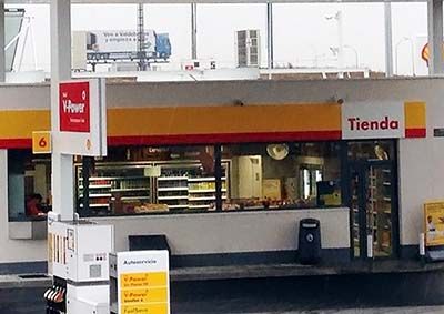 Tienda gasolinera Shell