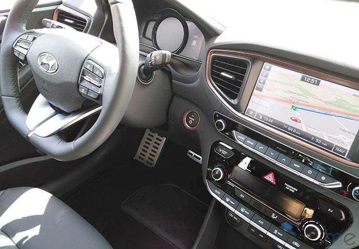 Cuadro de instrumentos del Hyundai Ioniq eléctrico