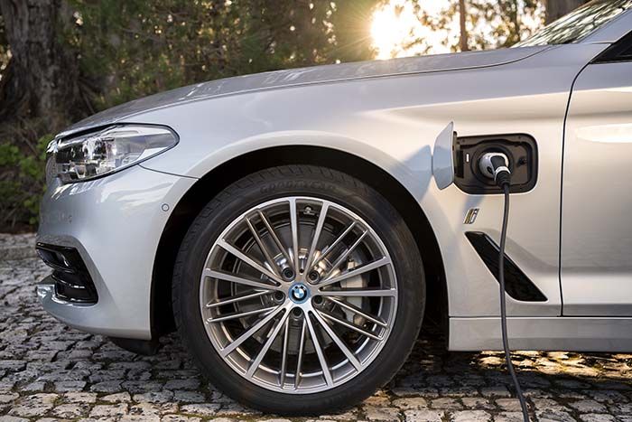 Puerto de recarga del El BMW 530e iPerformance