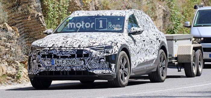 Audi e-tron quattro concept con remolque