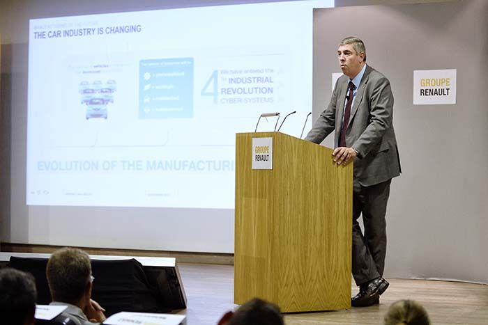 Presentación de las neuvas factorías conectadas de Renault