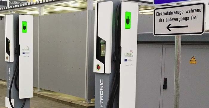 Puestos de recarga ultrarrápida a 175 kW de potencia
