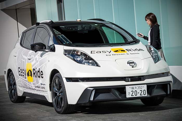 Prototipo de robotaxi Nisasn Leaf autónomo