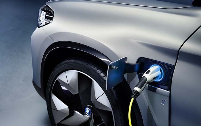 Puerto de carga del BMW Concept iX3
