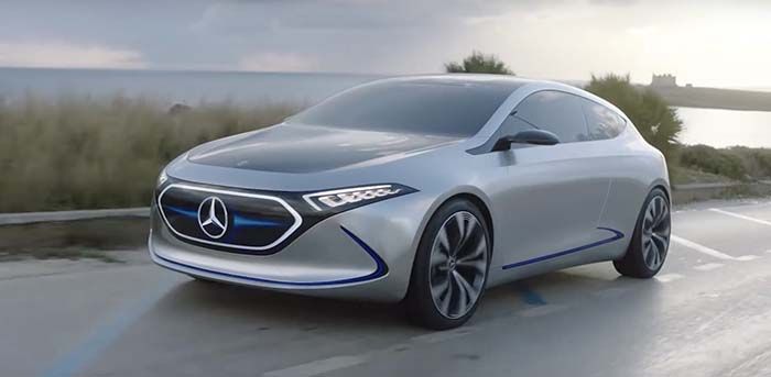 Mercedes muestra el prototipo del EQA