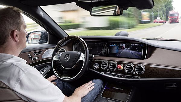 Intelligent-drive-Mercedes