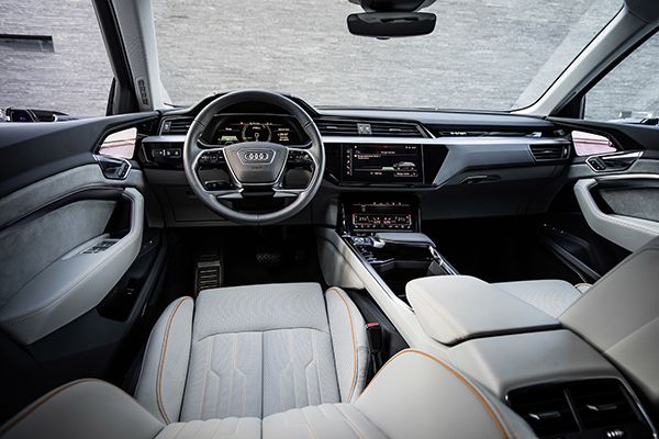 Interior del e-tron