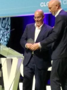 El premio E-Visionary de EVS lo ha recogido el director general de AEDIVE, en representación de Madrid.