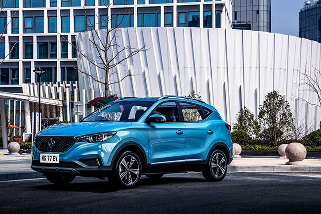 MG ha preparado la red de concesionarios del Reino Unido para la llegada de sus vehículos eléctricos y PHEV.