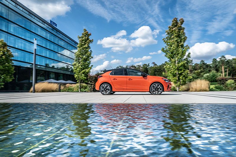 Opel Corsa-e, la versión eléctrica que llega en la sexta generación.