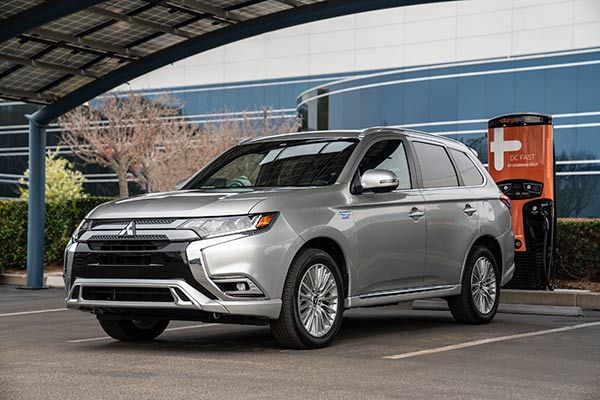 Mitsubishi Outlander PHEV SEL 2019