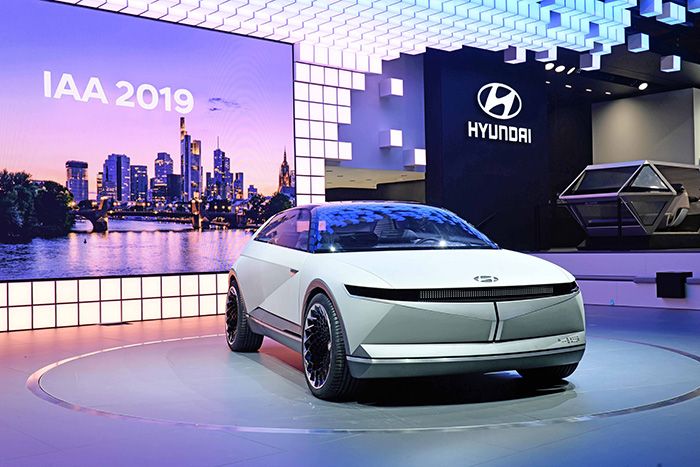 El 45 EV Concept fue presentado en Frankfurt. 