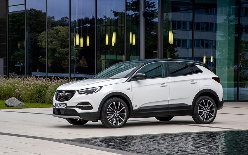 Nueva versión del Opel Grandland X Híbrido Enchufable, con tracción delantera.