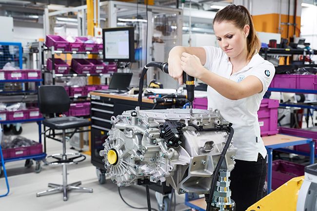 BMW Group garantiza la calidad de los componentes y la propulsión del modelo gracias al desarrollo y producción propios.