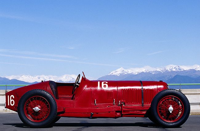 Maserati Tipo 26, un vehículo desarrollado por Alfieri Maserati para competición entre 1926 y 1932.