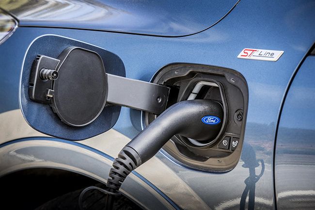 La versión híbrida enchufable incorpora una baterías de 14,4 kWh.