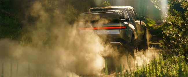La maniobrabilidad de la pick-up es uno de sus aspectos señalados, más allá de su potencia, par y autonomía.