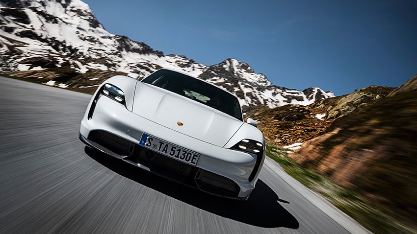 El CAM considera que el Porsche Taycan es el "Coche Más Innovador" del mundo.