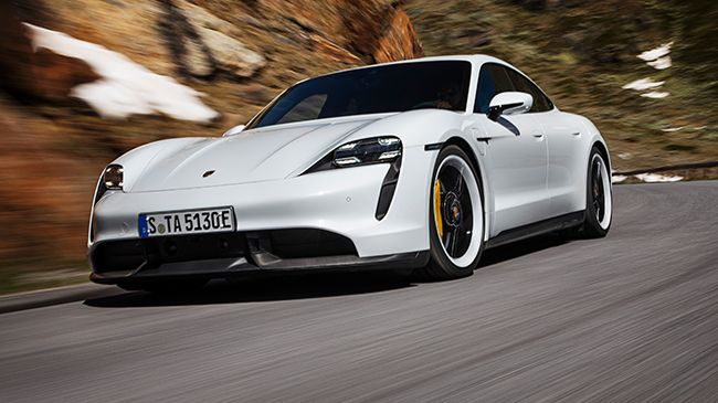 Porsche Taycan.