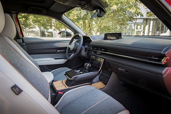 Interior del MX-30.
