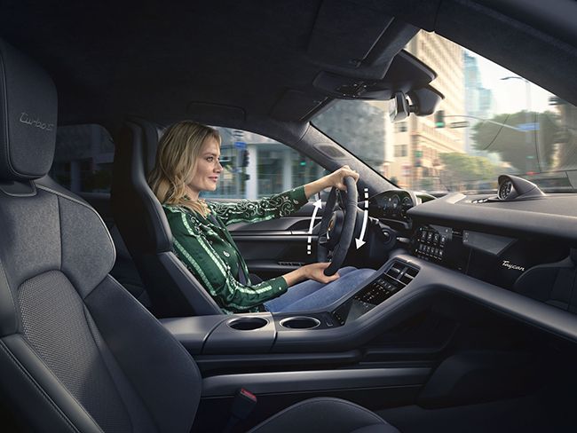 Porsche PowerSteeringPlus.