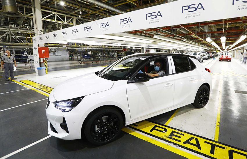 En apenas 13 meses, la producción de eléctricos ya ha alcanzado el 16% en la factoría.